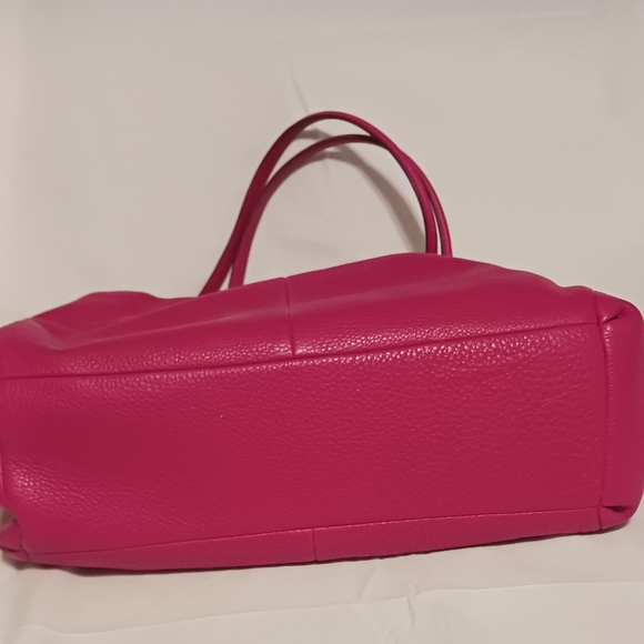 Coach Shoulder bag(Boutique) - Picture 4 of 7